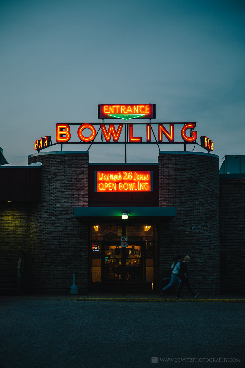wagners_bowling_eau_claire_web Dewitz Photography Eau Claire, Wis