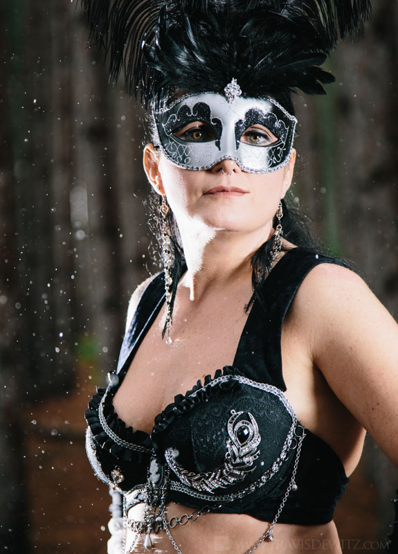 jean_belly_dancer_silver_mask_with_feathers_raining