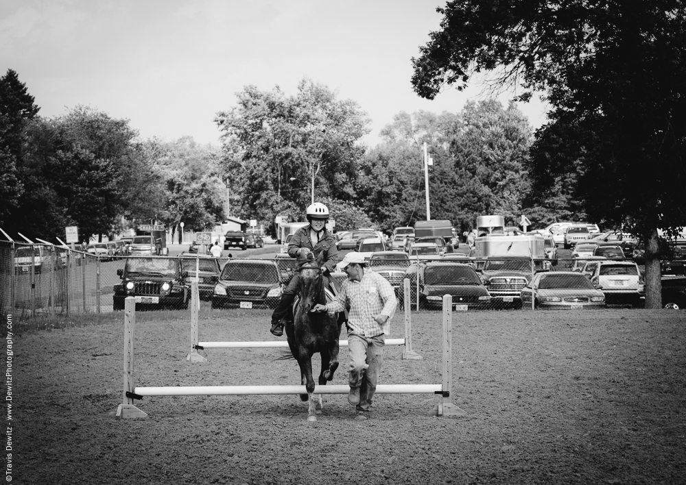 Northern Wisconsin State Fair Dad Helping Win