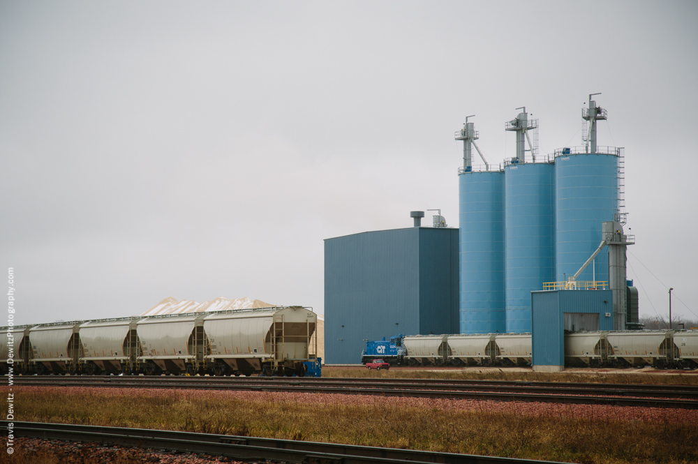 Loading Hoppers at Great Northern Sand in New Auburn