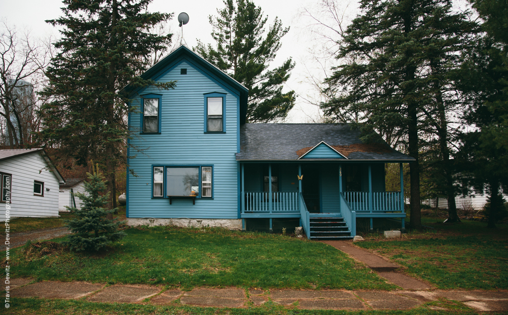 Fairchild_Wis_Blue House