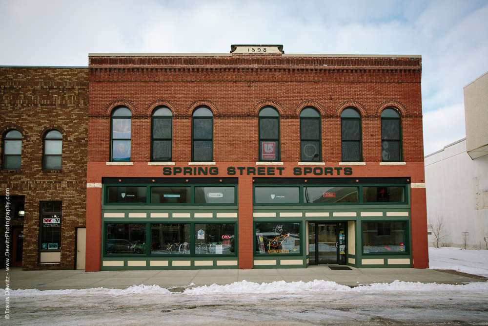 Chippewa Falls- 1859 Spring Street Sports