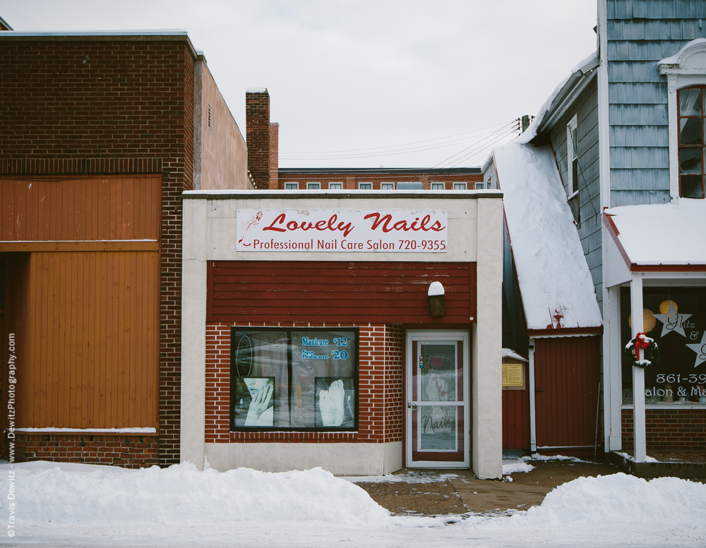 Chippewa Falls- Lovely Nails