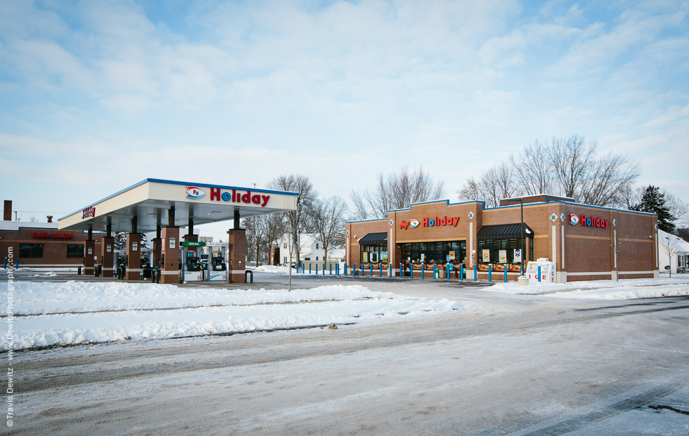 Chippewa Falls- New Holiday Gas Station