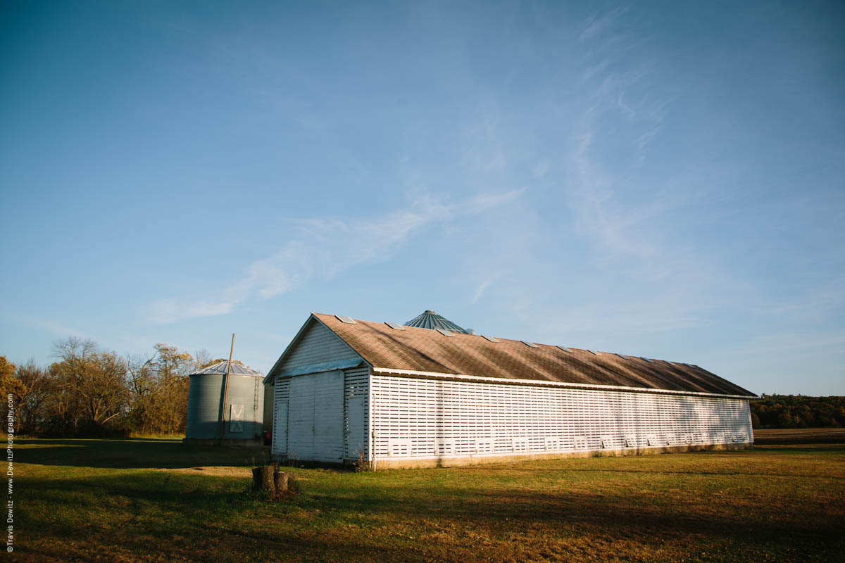 caryville-wi-long-white-farm-crop-shed