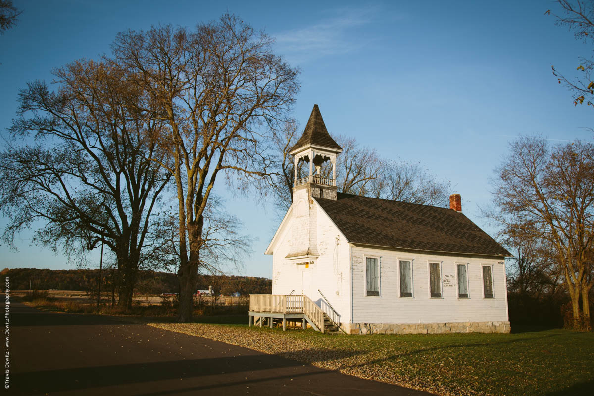 caryville-wi-one-room-school-house