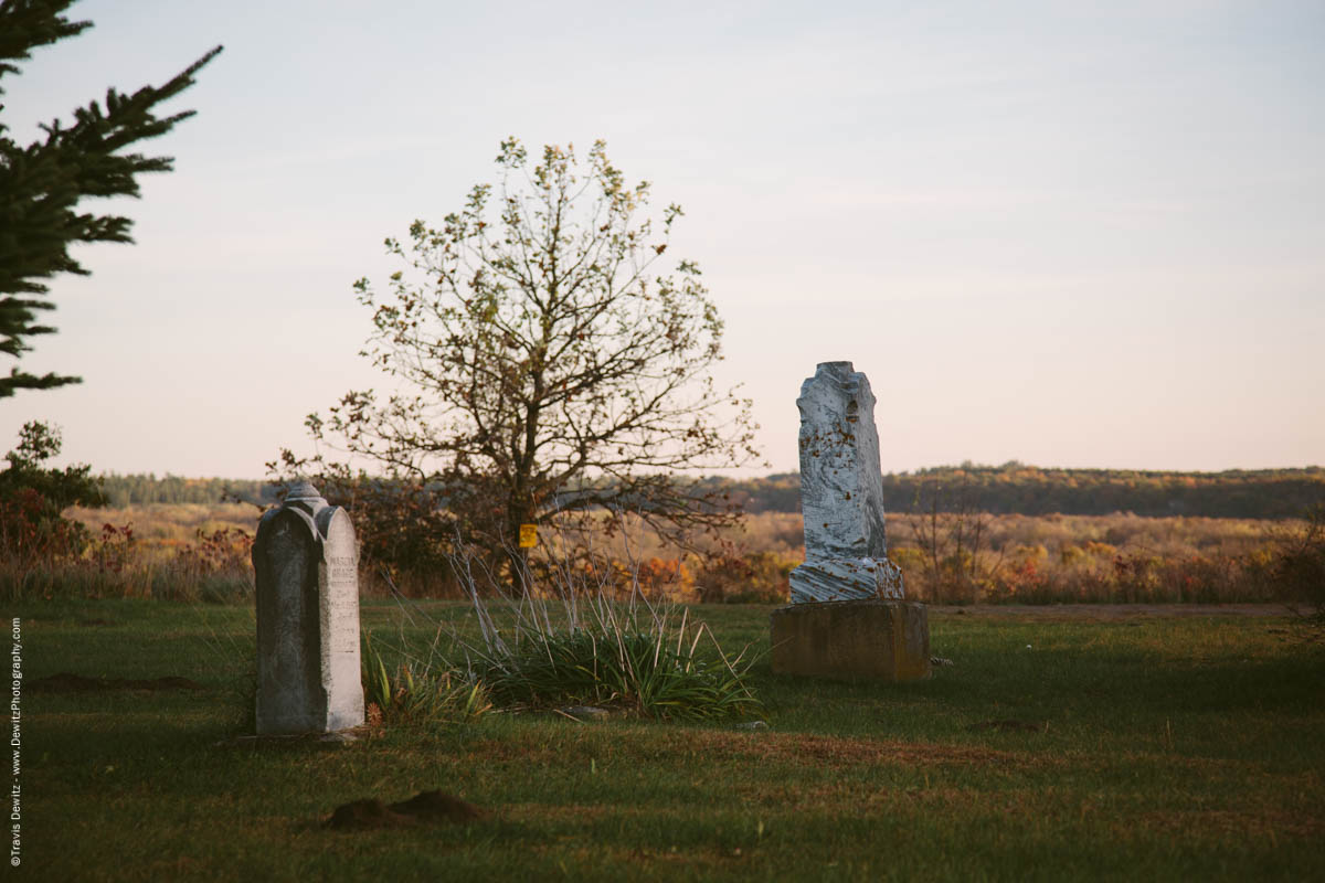 caryville-wi-sand-hill-cemetery-old-headstones