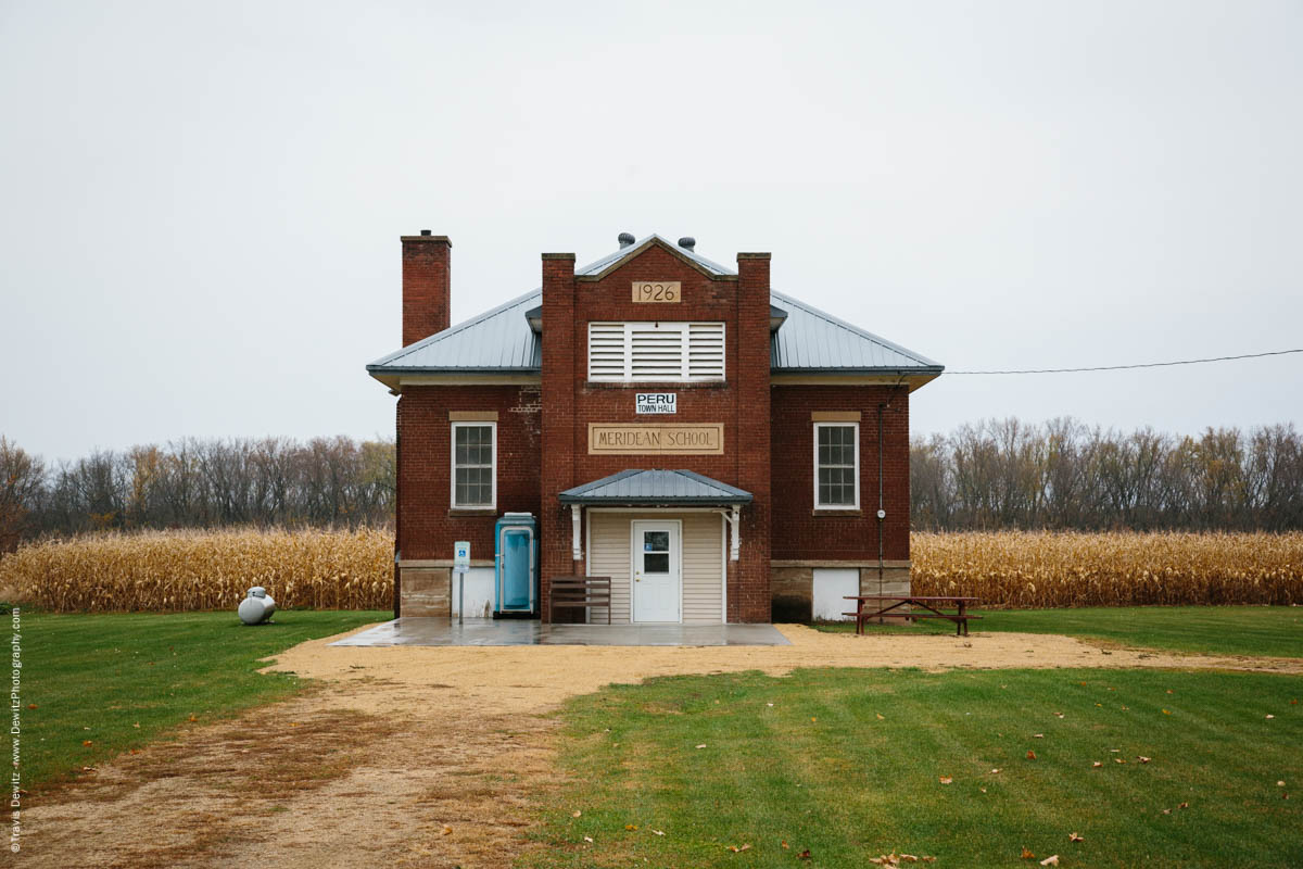 old-meridean-school-peru-town-hall-meridean-wi-historic-city-ser