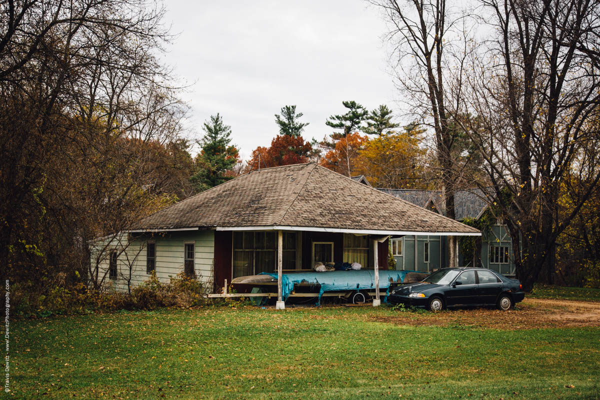 vintage-roadside-canopy-service-gas-station-abandoned-falls-city