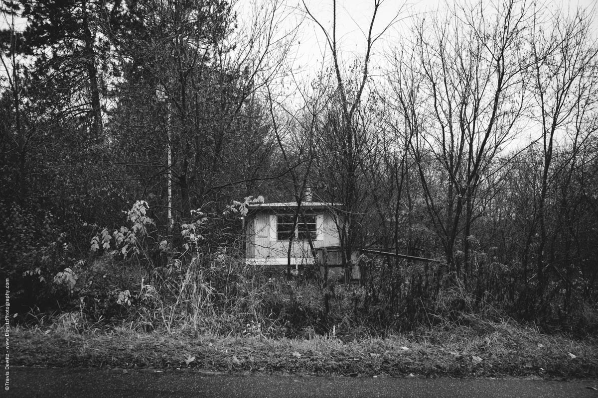 abandoned-trailer-house-elk-lake-wi-historic-city