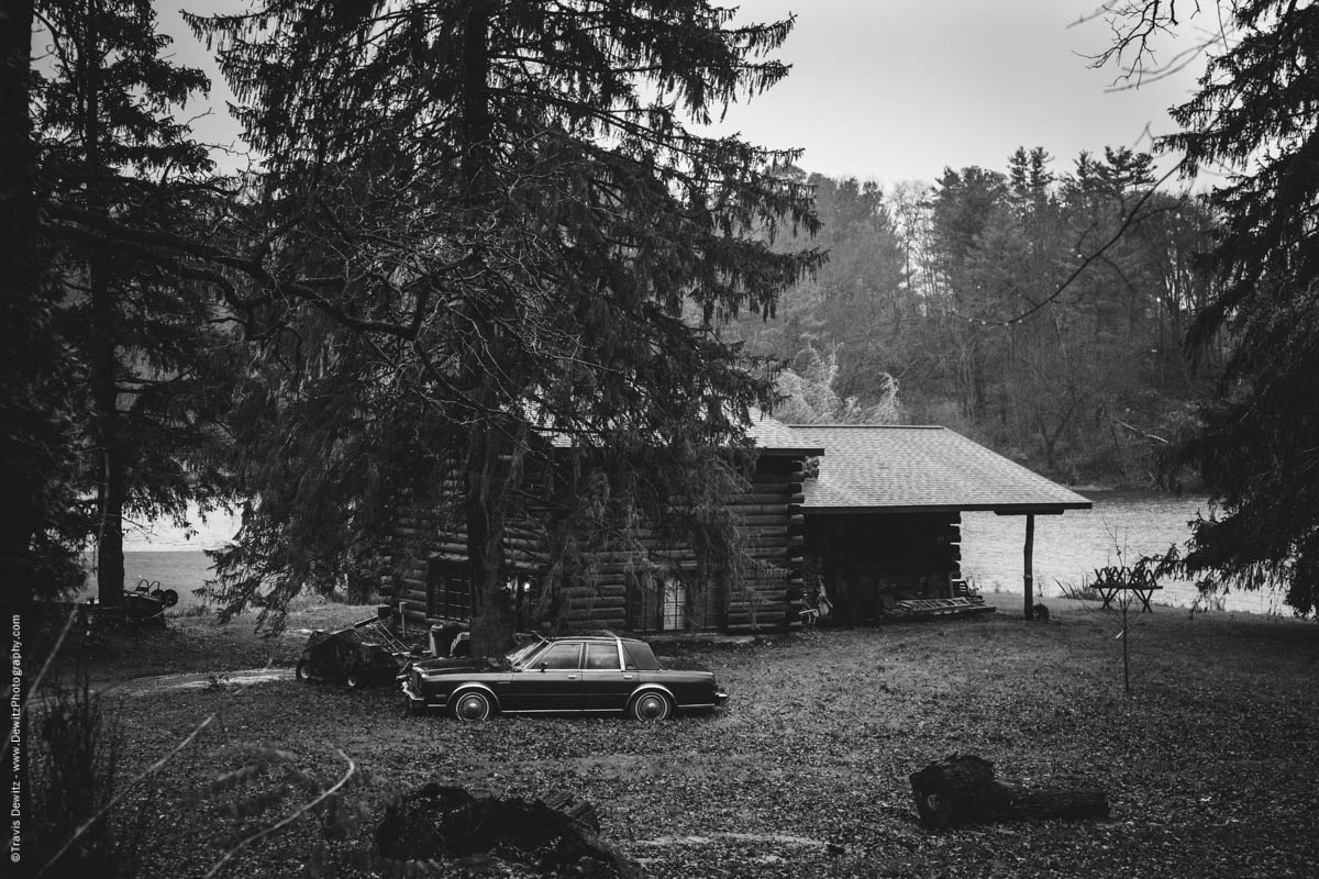 cabin-on-lake-old-chrysler-car-elk-lake-wi-historic-city