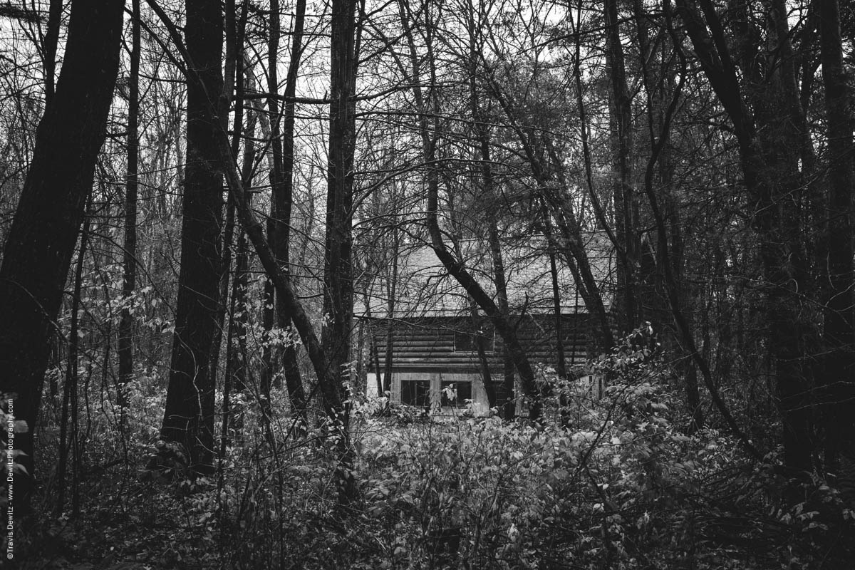 old-cabin-deep-in-woods-elk-lake-wi-historic-city