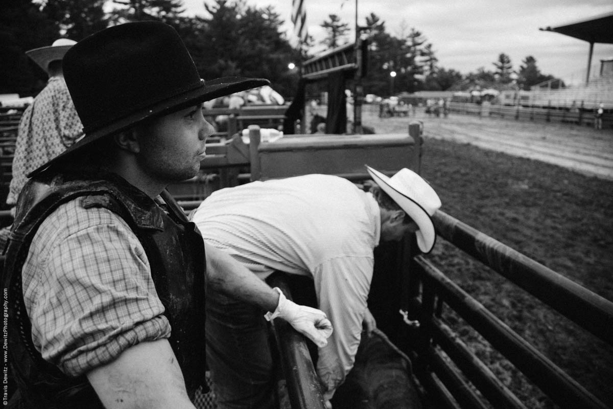 bull-rider-prepares-looking-at-arena-4721