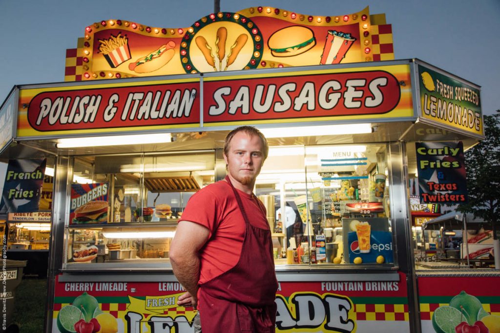 northernwisconsinstatefairfoodtruckportraitspolishsausages7824